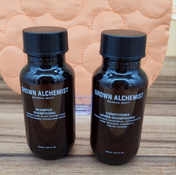 6-Piece Bundle Hair & Face Basics, Orange Makeup Bag, New - Picture 4 of 5